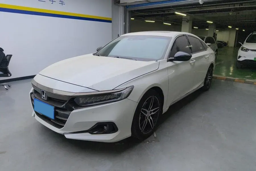 2022 Honda Accord 1.5T 194HP L4 CVT,autocango,china used car exporter,china ev exporter,chinese used car exporter,chinese used ev exporter