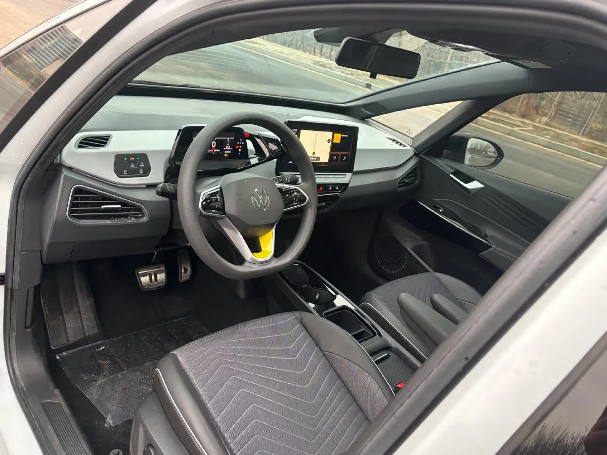 2024 Volkswagen ID.3 BEV 52.8KWH,autocango,china used car exporter,china ev exporter,chinese used car exporter,chinese used ev exporter