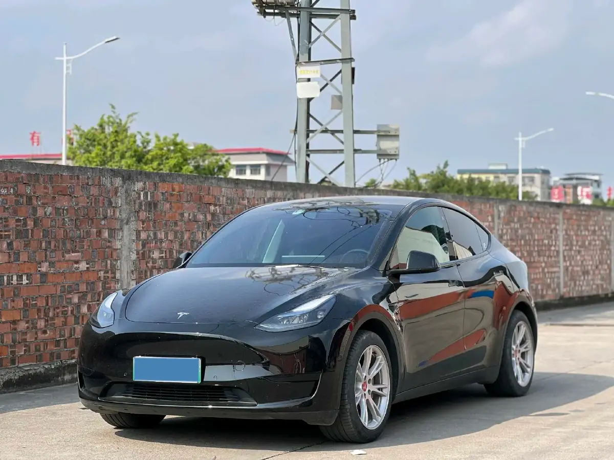 2022 BYD Tang 1.5T 139HP L4 E-CVT PHEV 45.8KWH