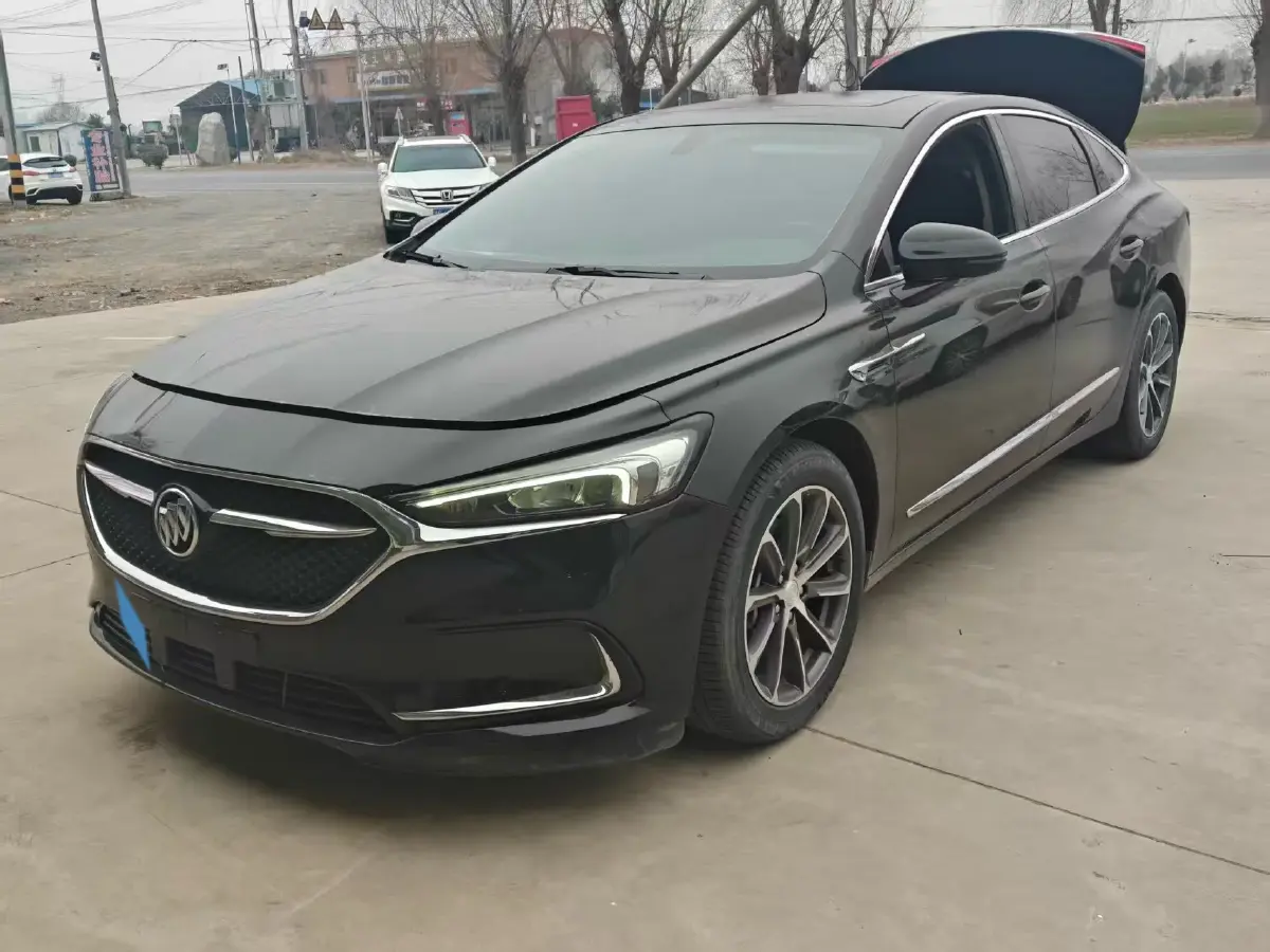 2022 Buick Larcosse 2.0T 237HP L4 9AT