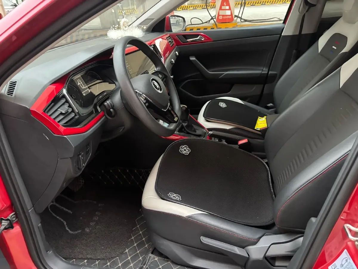 2021 Haval H6 1.5T 169HP L4 7DCT,autocango,china used car exporter,china ev exporter,chinese used car exporter,chinese used ev exporter