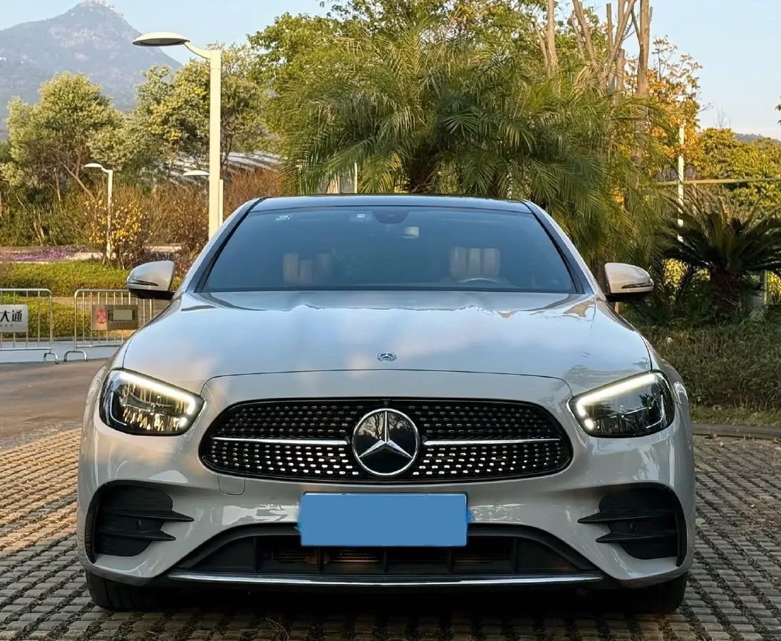 2021 Mercedes-Benz E Class 2.0T 258HP L4 9AT,autocango,china used car exporter,china ev exporter,chinese used car exporter,chinese used ev exporter