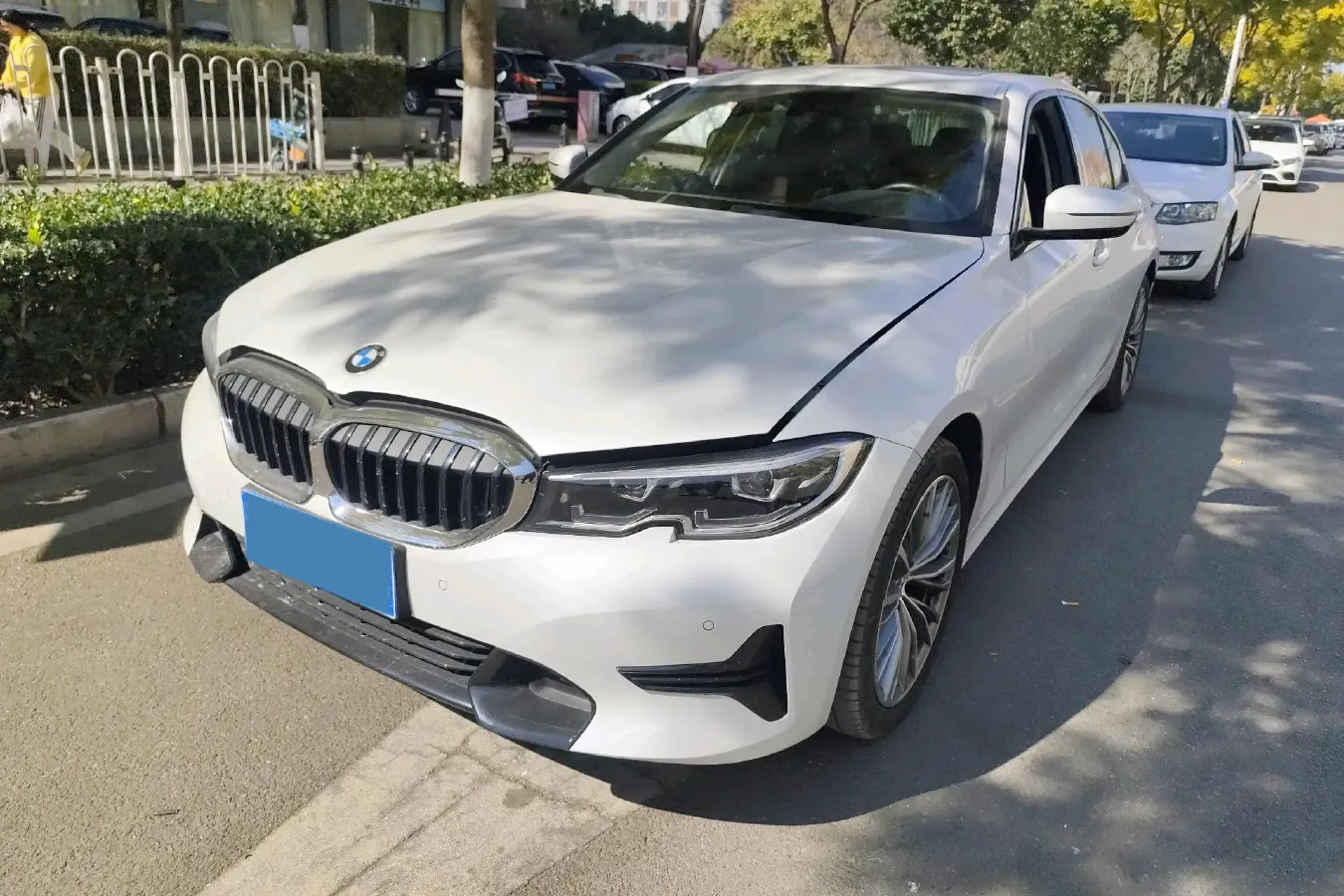 2022 BMW 3 Series 2.0T 156HP L4 8AT,autocango,china used car exporter,china ev exporter,chinese used car exporter,chinese used ev exporter