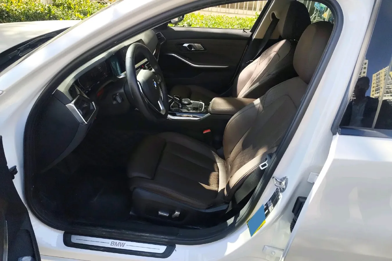 2022 BMW 3 Series 2.0T 156HP L4 8AT,autocango,china used car exporter,china ev exporter,chinese used car exporter,chinese used ev exporter