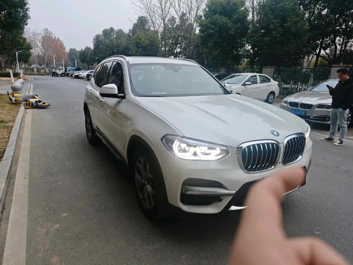 2021 BMW X3 2.0T 224HP L4 8AT,autocango,china used car exporter,china ev exporter,chinese used car exporter,chinese used ev exporter