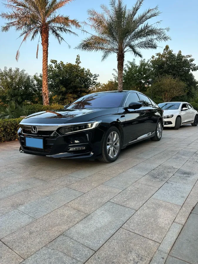 2021 Honda Accord 1.5T 194HP L4 CVT,autocango,china used car exporter,china ev exporter,chinese used car exporter,chinese used ev exporter