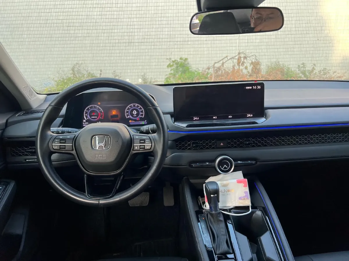 2025 Honda Accord 1.5T 192HP L4 CVT,autocango,china used car exporter,china ev exporter,chinese used car exporter,chinese used ev exporter