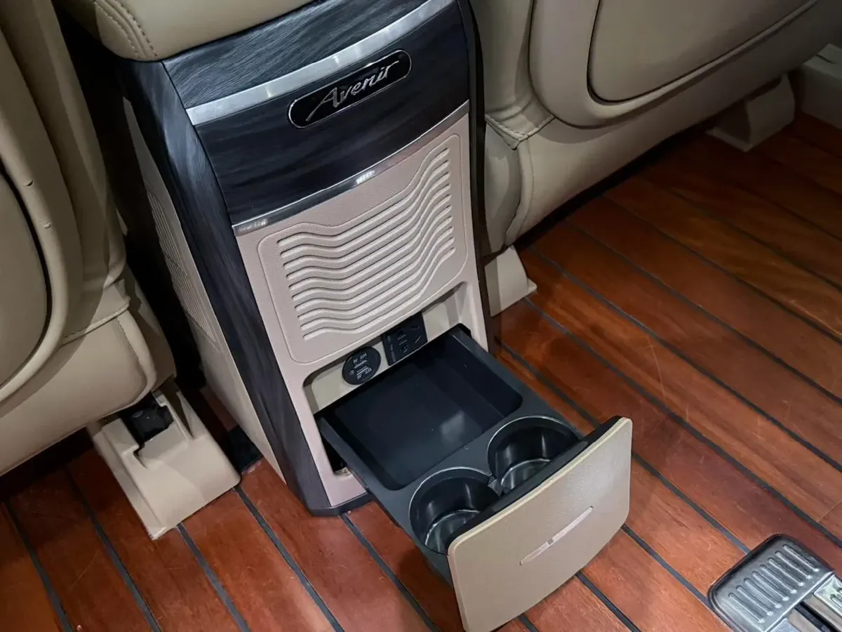 2021 Buick GL8 2.0T 237HP L4 9AT,autocango,china used car exporter,china ev exporter,chinese used car exporter,chinese used ev exporter