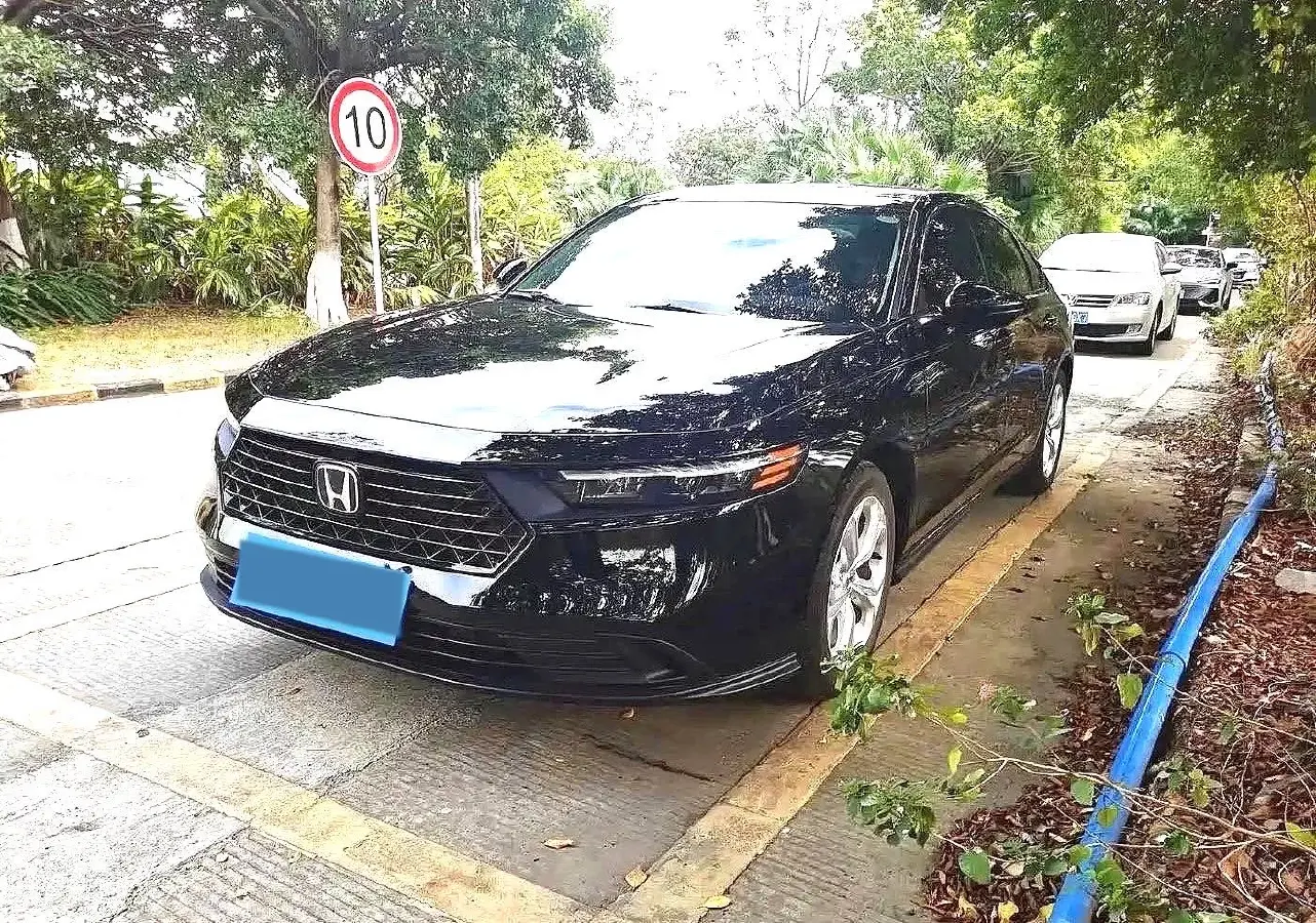 2023 Honda Accord 1.5T 192HP L4 CVT