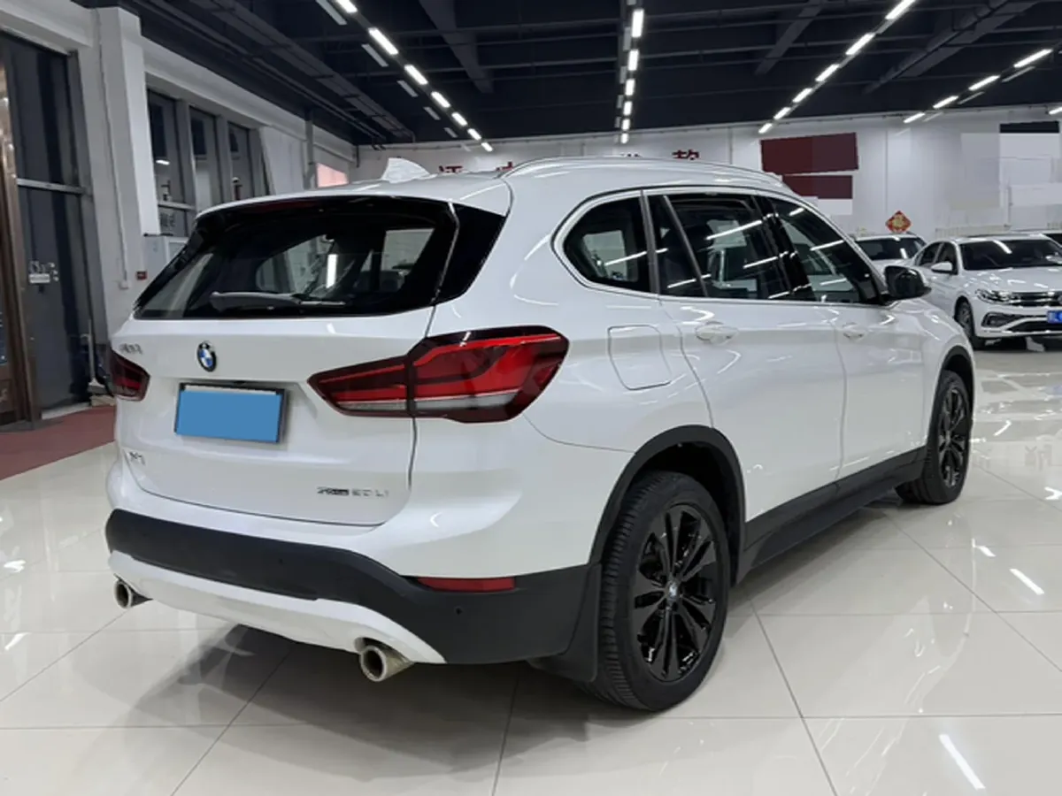 2021 BMW X1 1.5T 140HP L3 7DCT,autocango,china used car exporter,china ev exporter,chinese used car exporter,chinese used ev exporter
