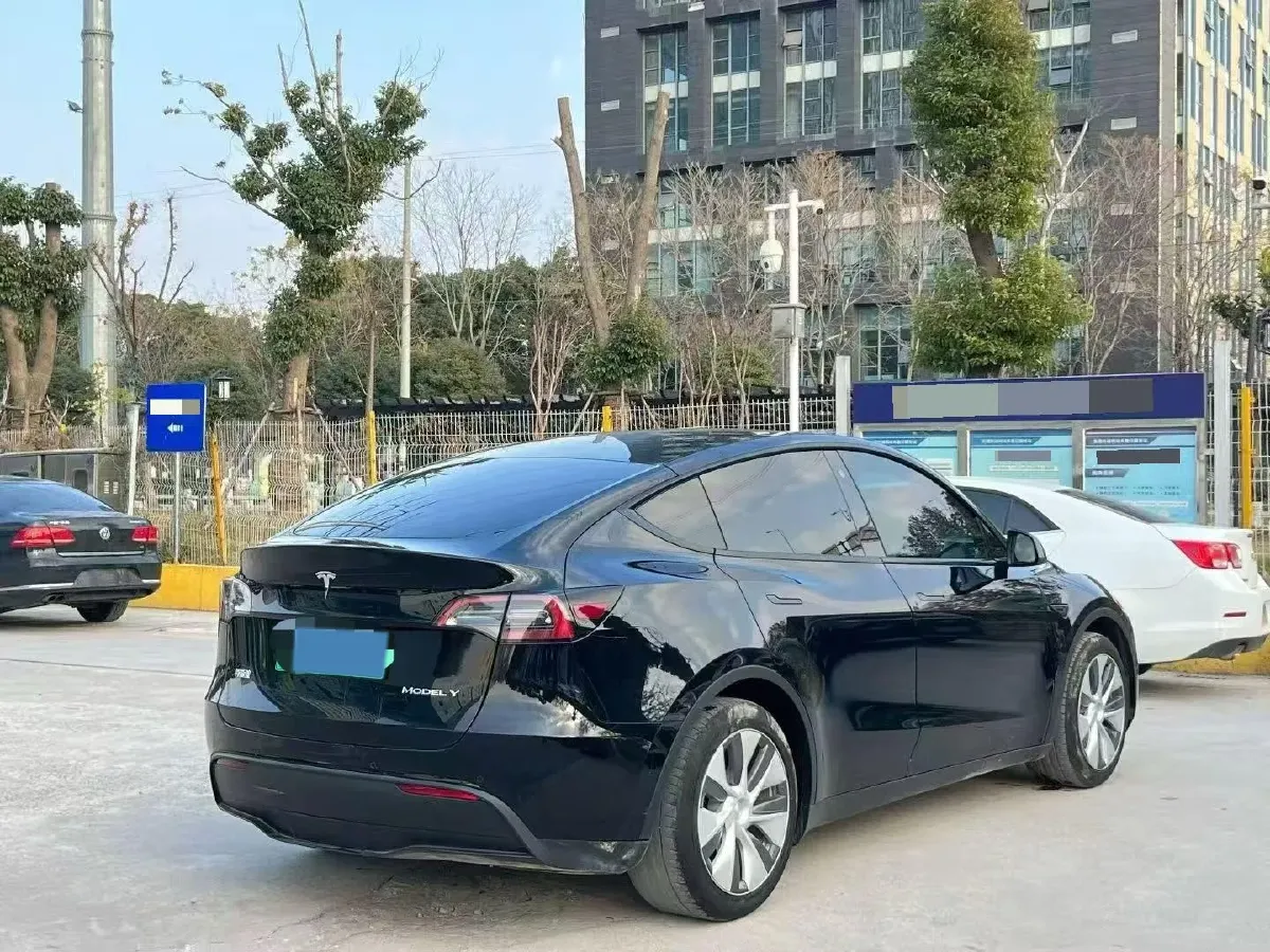 2022 Tesla Model Y BEV 60KWH,autocango,china used car exporter,china ev exporter,chinese used car exporter,chinese used ev exporter