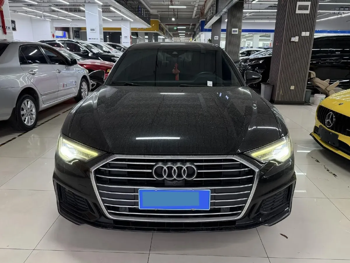 2020 Audi A6L 2.0T 190HP L4 7DCT,autocango,china used car exporter,china ev exporter,chinese used car exporter,chinese used ev exporter