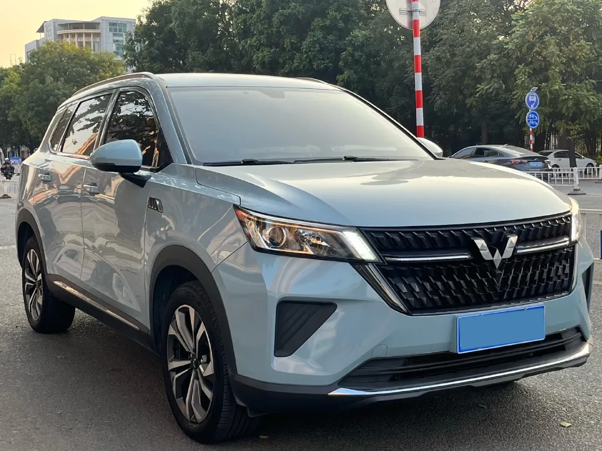 2022 WuLing XingChen 2.0L 136HP L4 1DHT Hybrid 1.8KWH,autocango,china used car exporter,china ev exporter,chinese used car exporter,chinese used ev exporter