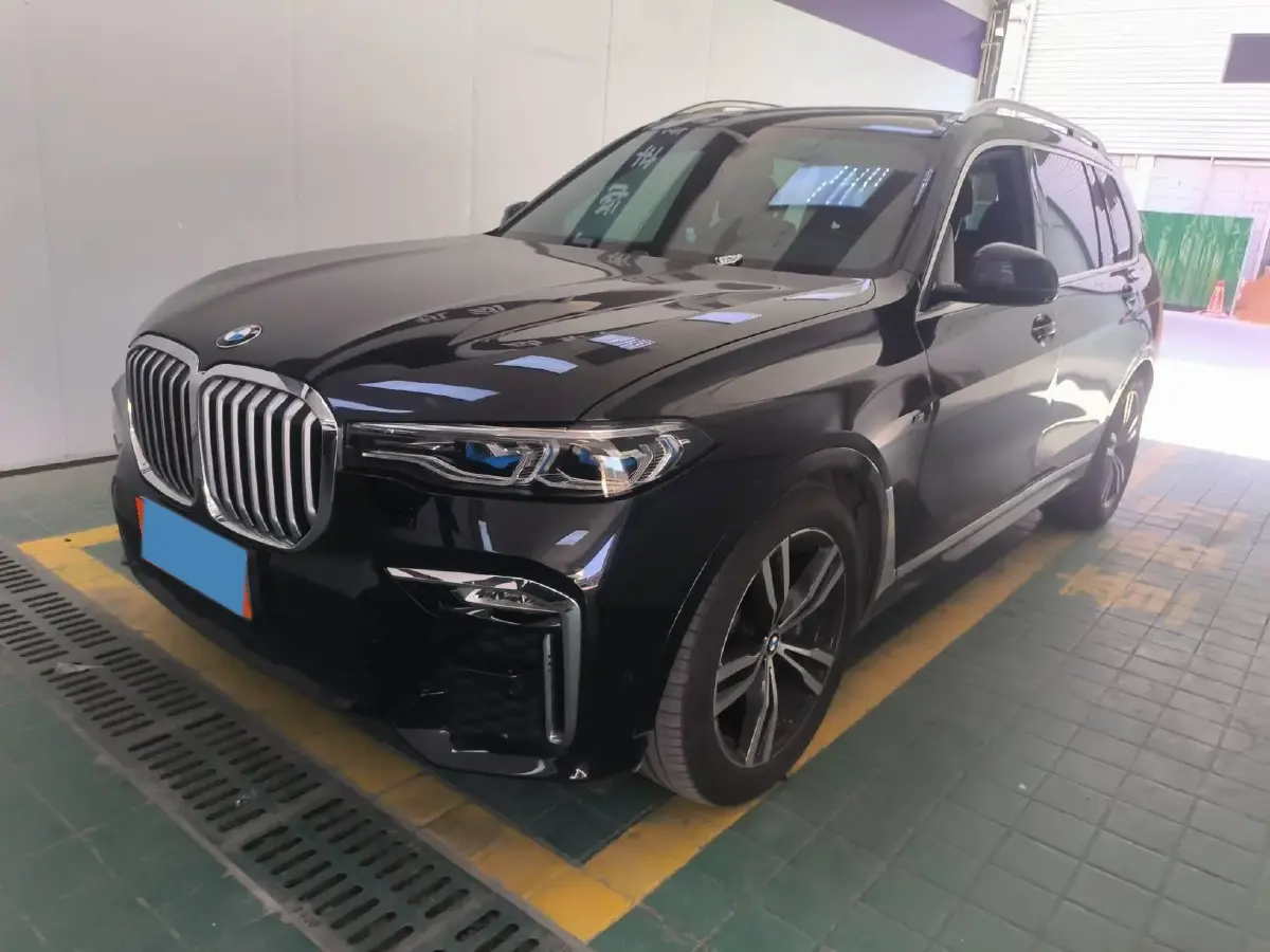 2021 BMW X7 3.0T 340HP L6 8AT