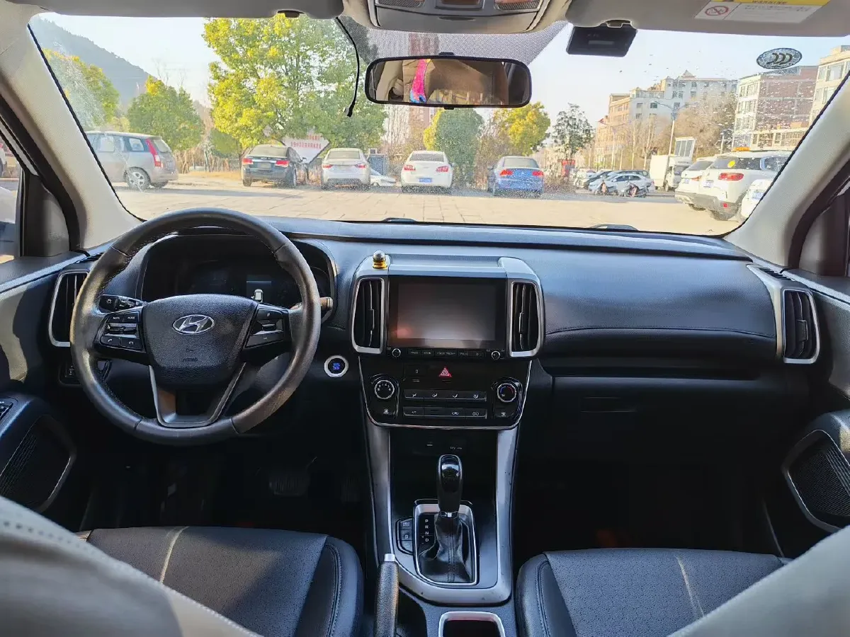 2019 Hyundai ix35 2.0L 160HP L4 6AT,autocango,china used car exporter,china ev exporter,chinese used car exporter,chinese used ev exporter