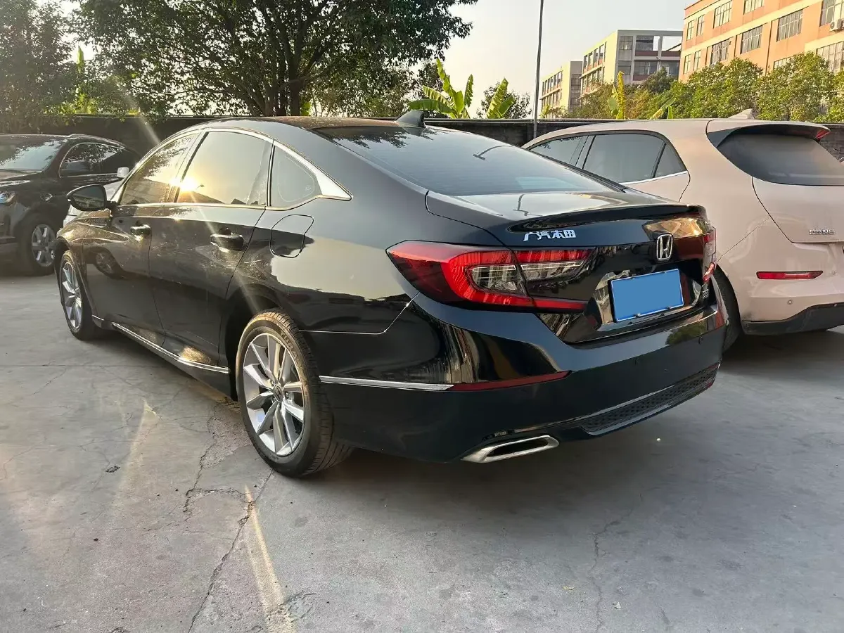 2022 Honda Accord 1.5T 194HP L4 CVT,autocango,china used car exporter,china ev exporter,chinese used car exporter,chinese used ev exporter