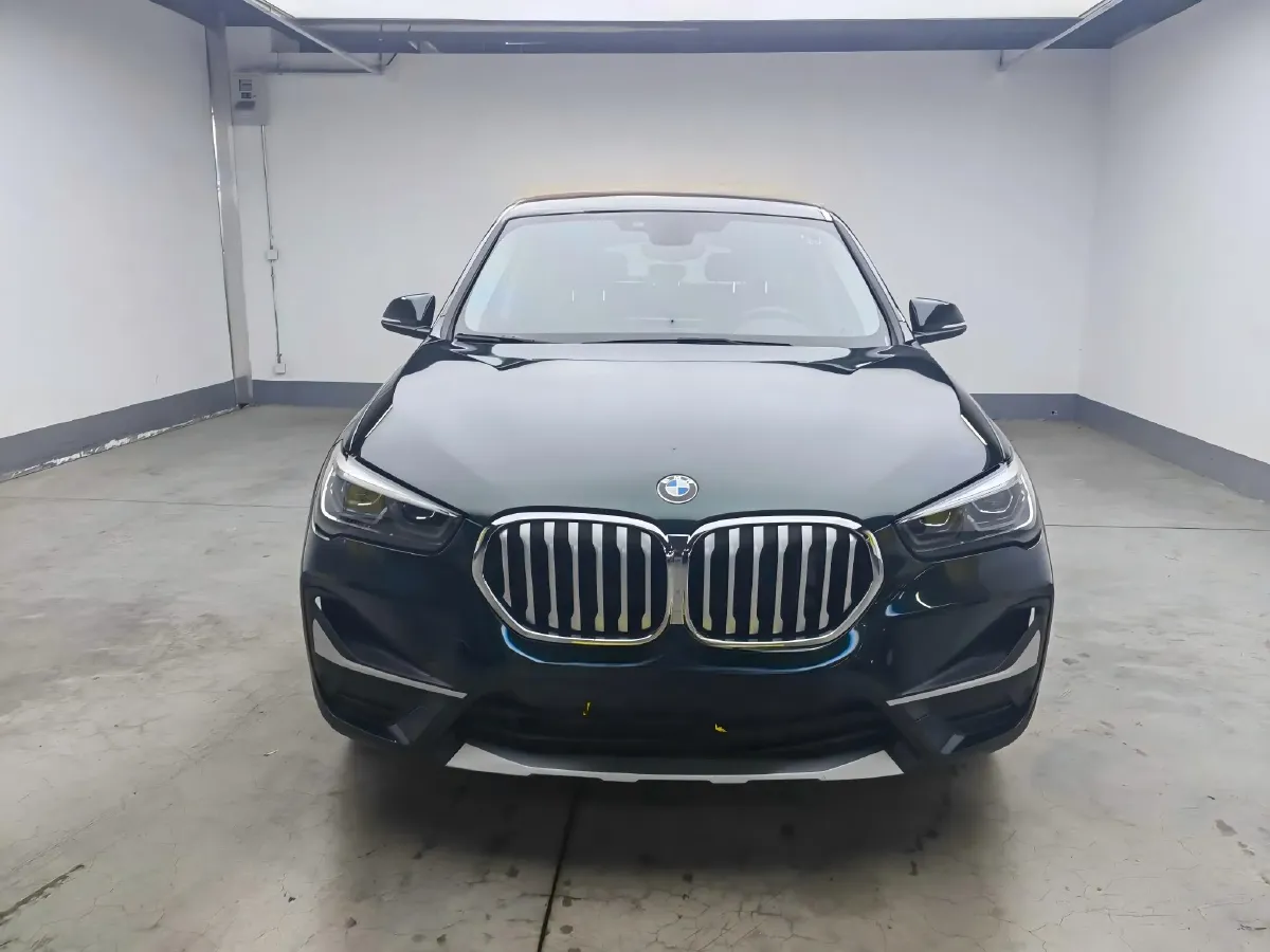 2021 BMW X1 1.5T 140HP L3 7DCT,autocango,china used car exporter,china ev exporter,chinese used car exporter,chinese used ev exporter