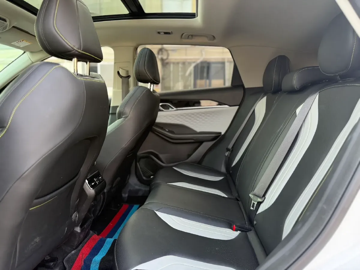 2022 Geely Coolray 1.5T 181HP L4 7DCT,autocango,china used car exporter,china ev exporter,chinese used car exporter,chinese used ev exporter