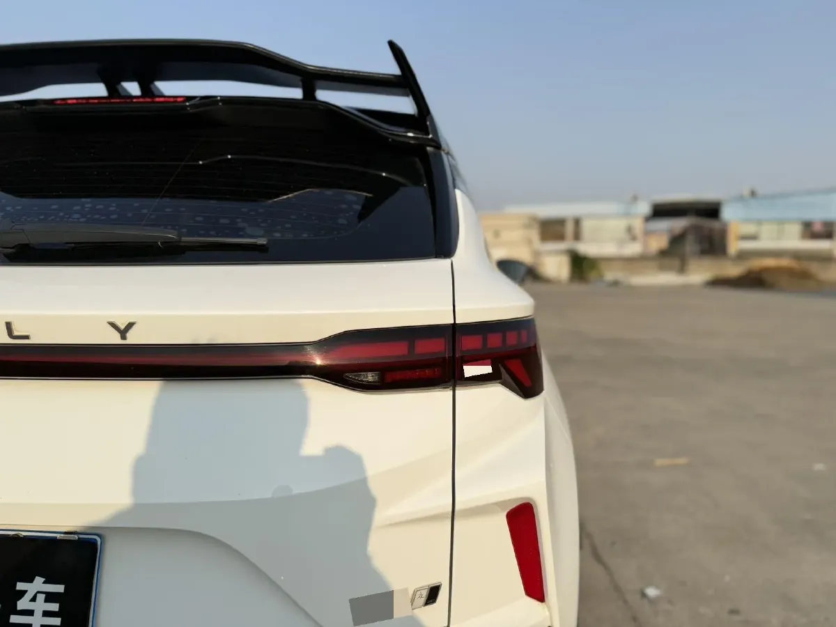 2022 Geely Coolray 1.5T 181HP L4 7DCT,autocango,china used car exporter,china ev exporter,chinese used car exporter,chinese used ev exporter