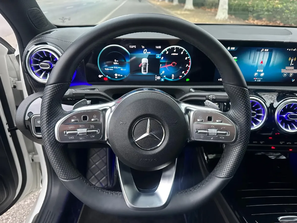 2022 Mercedes-Benz A Class 1.3T 163HP L4 7DCT,autocango,china used car exporter,china ev exporter,chinese used car exporter,chinese used ev exporter