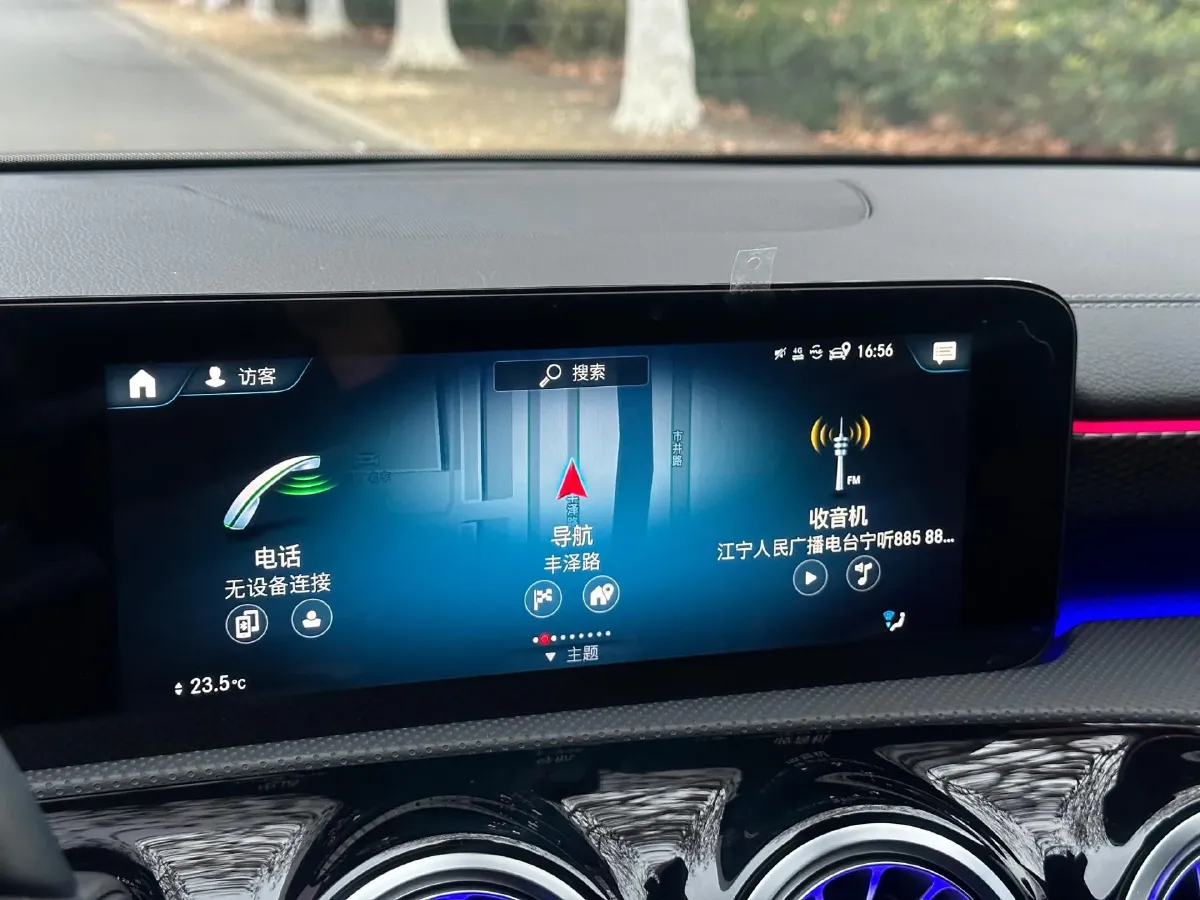 2022 Mercedes-Benz A Class 1.3T 163HP L4 7DCT,autocango,china used car exporter,china ev exporter,chinese used car exporter,chinese used ev exporter