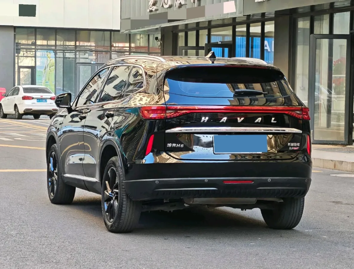 2021 Haval H6 2.0T 211HP L4 7DCT,autocango,china used car exporter,china ev exporter,chinese used car exporter,chinese used ev exporter