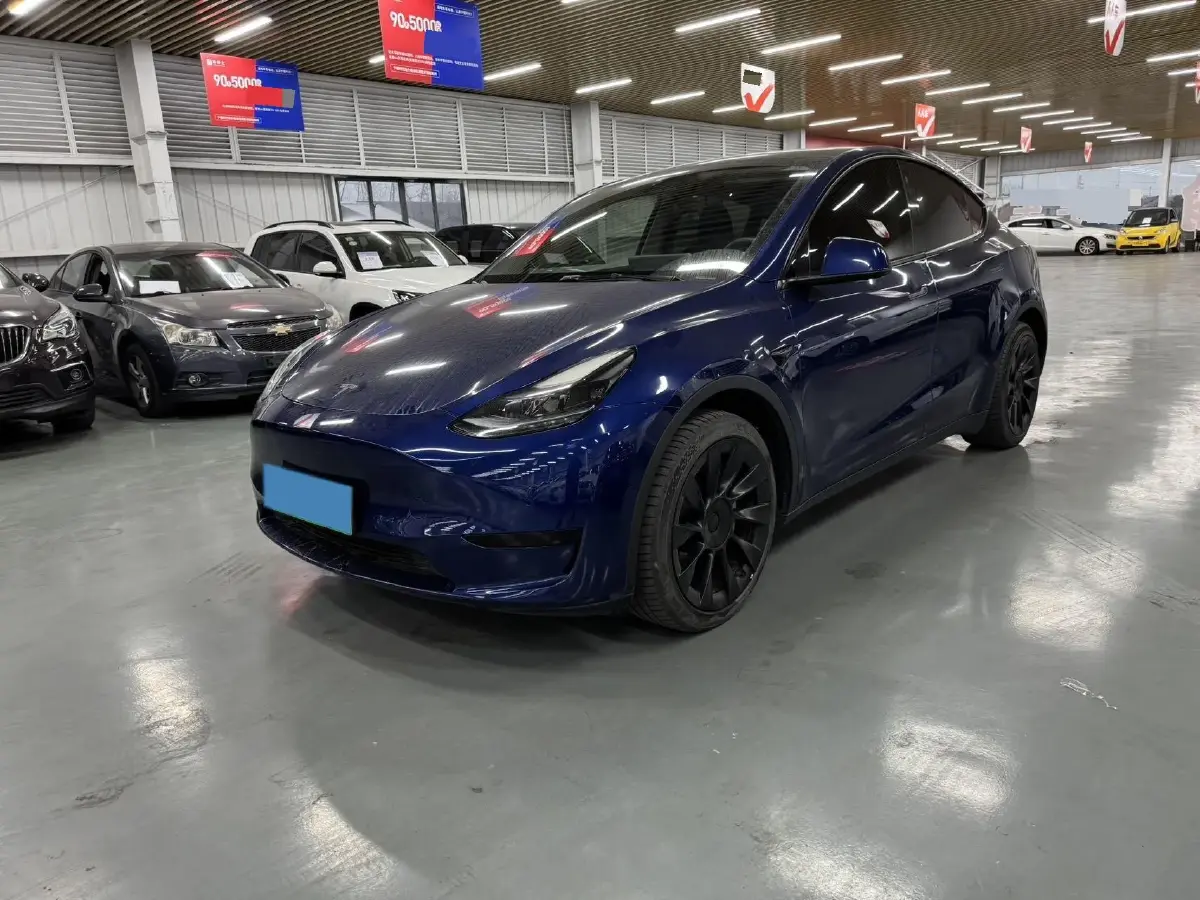 2022 Tesla Model Y BEV 60KWH