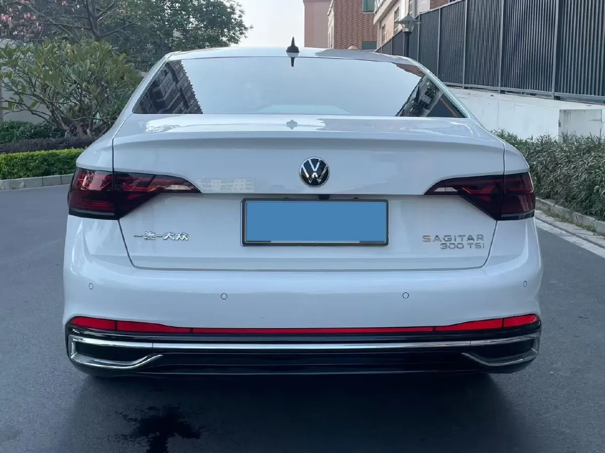 2023 Volkswagen Sagitar 1.5T 160HP L4 7DCT,autocango,china used car exporter,china ev exporter,chinese used car exporter,chinese used ev exporter