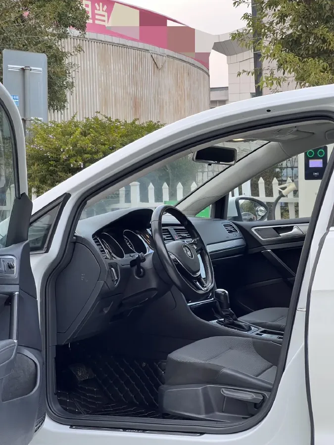 2018 Volkswagen Golf 1.4T 131HP L4 7DCT,autocango,china used car exporter,china ev exporter,chinese used car exporter,chinese used ev exporter