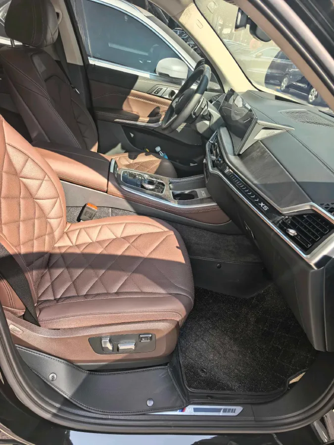 2023 BMW X5 2.0T 258HP L4 8AT,autocango,china used car exporter,china ev exporter,chinese used car exporter,chinese used ev exporter