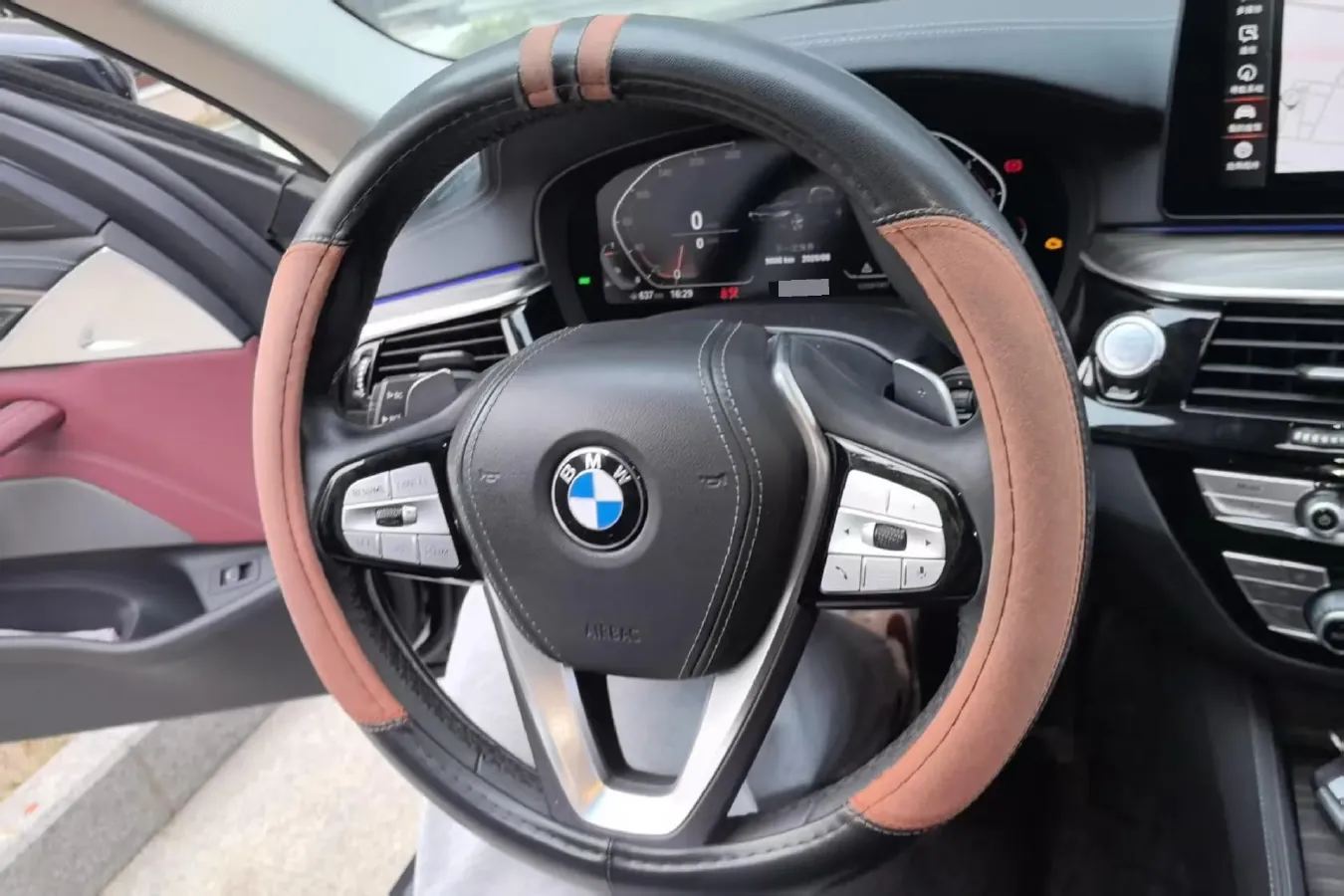 2021 BMW 5 Series 2.0T 252HP L4 8AT,autocango,china used car exporter,china ev exporter,chinese used car exporter,chinese used ev exporter