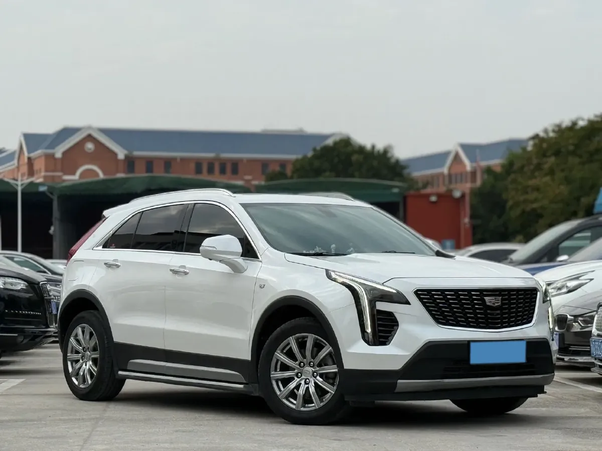 2020 Cadillac XT4 2.0T 241HP L4 9AT,autocango,china used car exporter,china ev exporter,chinese used car exporter,chinese used ev exporter
