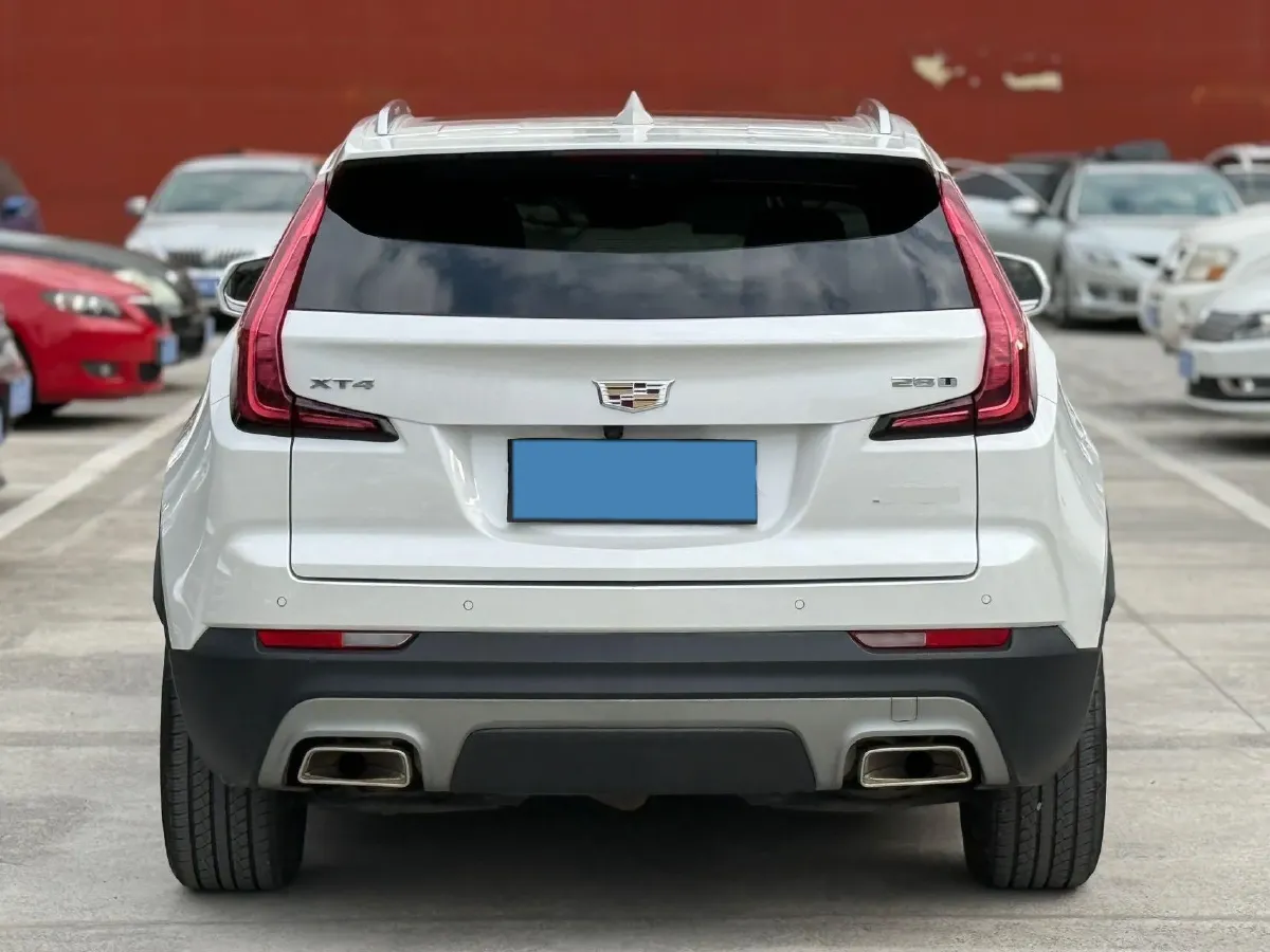 2020 Cadillac XT4 2.0T 241HP L4 9AT,autocango,china used car exporter,china ev exporter,chinese used car exporter,chinese used ev exporter