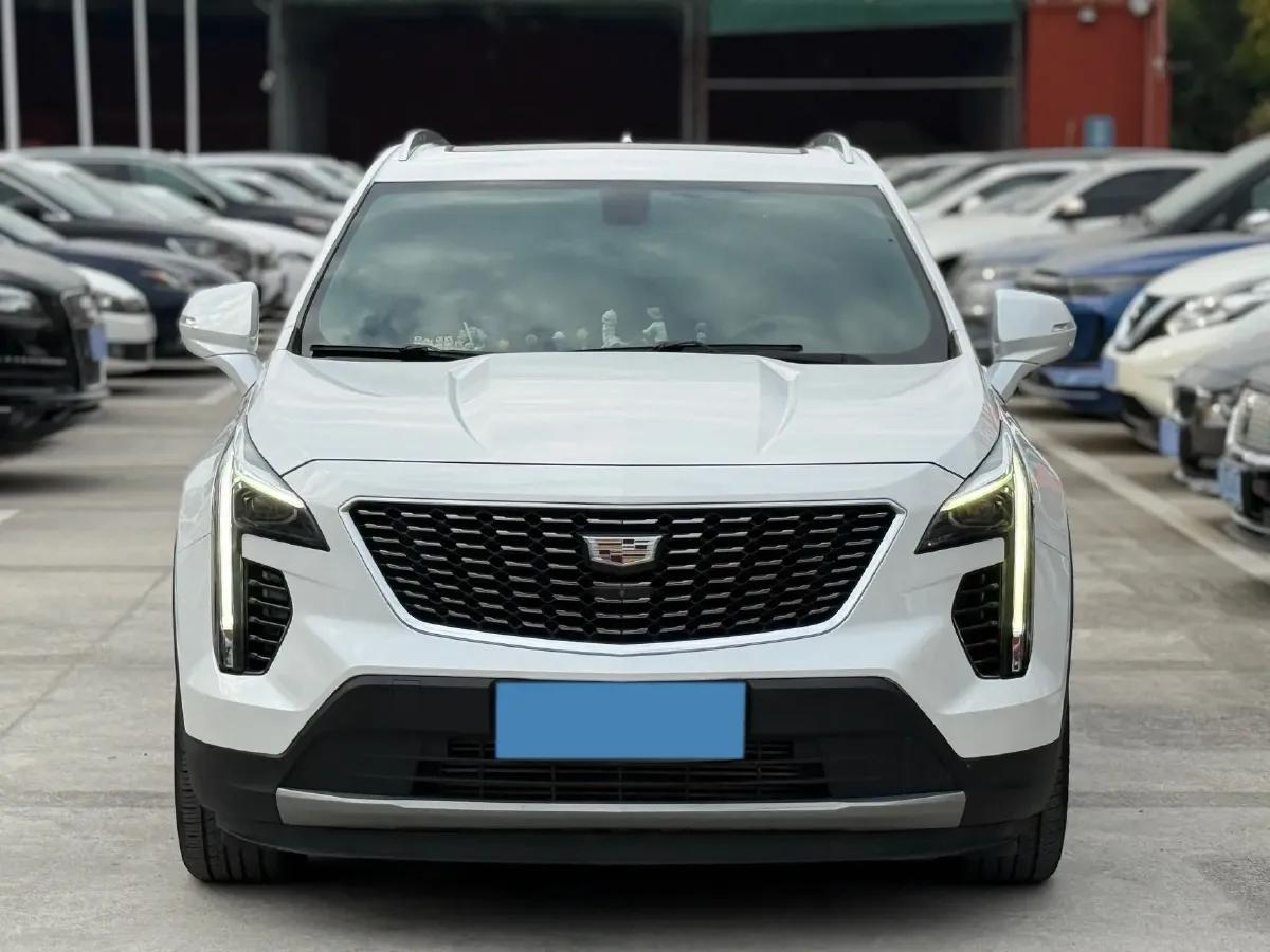 2020 Cadillac XT4 2.0T 241HP L4 9AT,autocango,china used car exporter,china ev exporter,chinese used car exporter,chinese used ev exporter