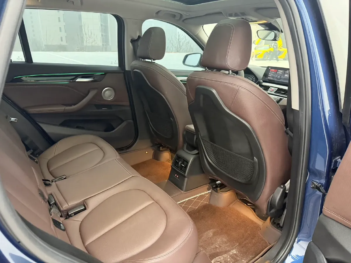 2021 BMW X1 1.5T 140HP L3 7DCT,autocango,china used car exporter,china ev exporter,chinese used car exporter,chinese used ev exporter