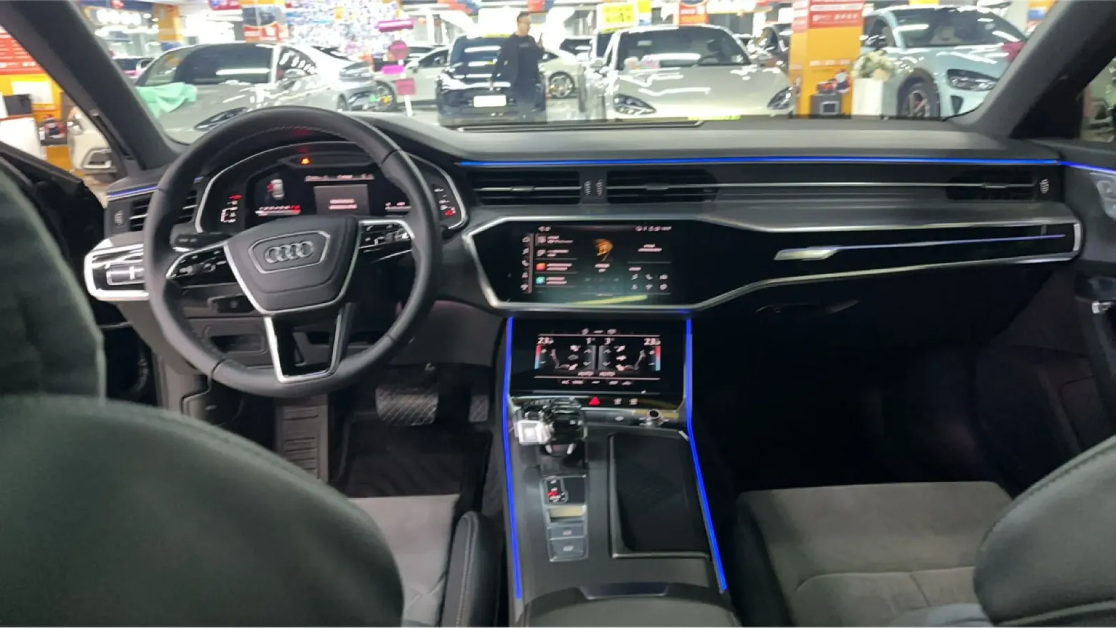 2024 Audi A6L 2.0T 245HP L4 7DCT,autocango,china used car exporter,china ev exporter,chinese used car exporter,chinese used ev exporter