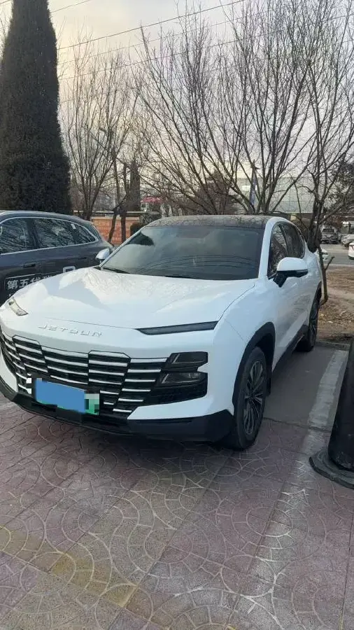 2023 Jetour DASHING i-DM 1.5T 156HP L4 3DHT PHEV 19.27KWH