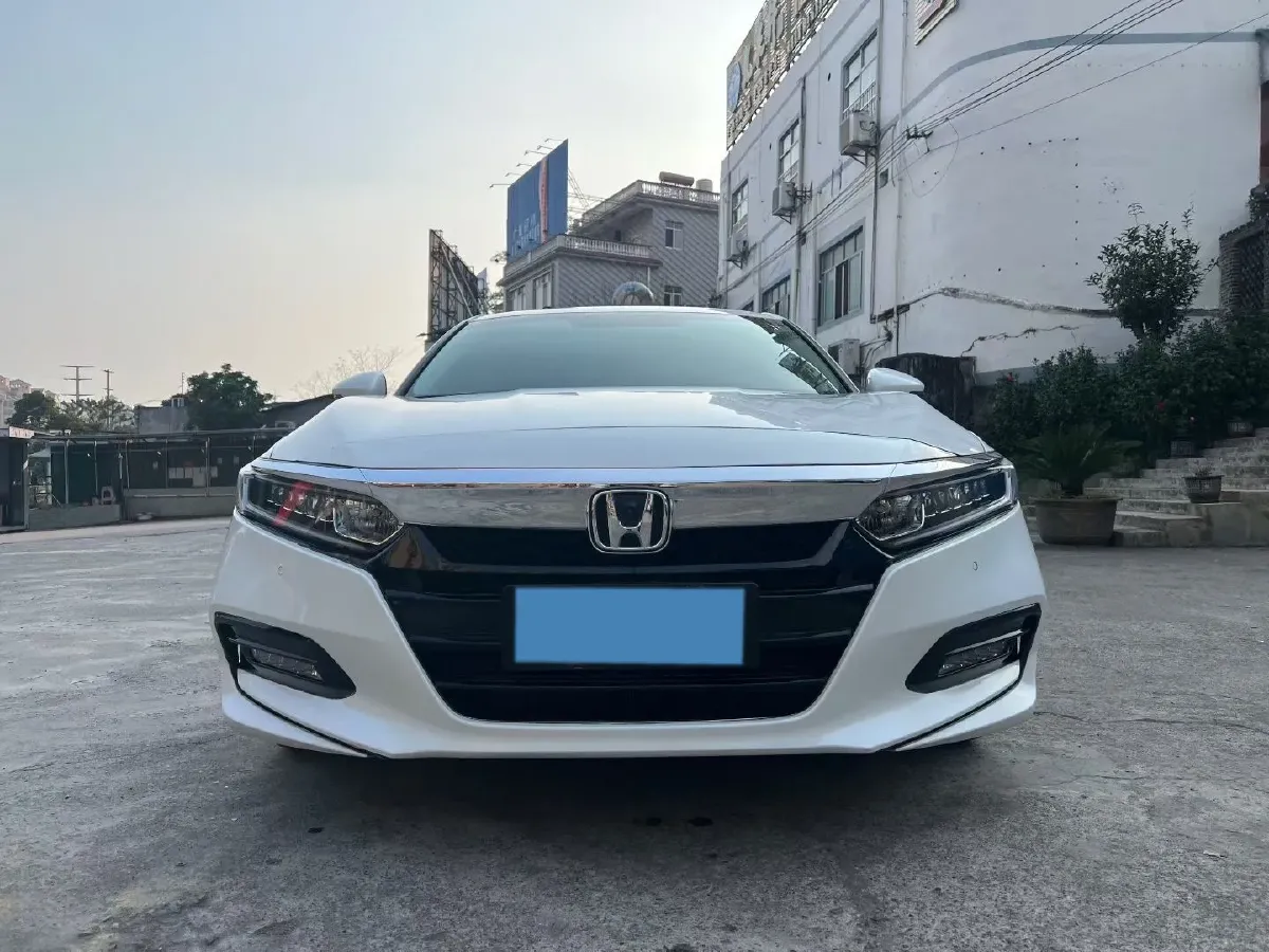 2018 Honda Accord 1.5T 194HP L4 CVT,autocango,china used car exporter,china ev exporter,chinese used car exporter,chinese used ev exporter