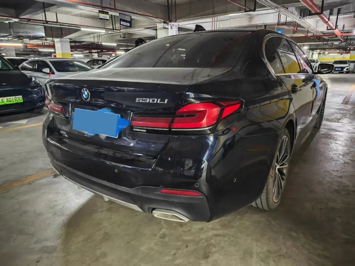 2023 BMW 5 Series 2.0T 245HP L4 8AT,autocango,china used car exporter,china ev exporter,chinese used car exporter,chinese used ev exporter