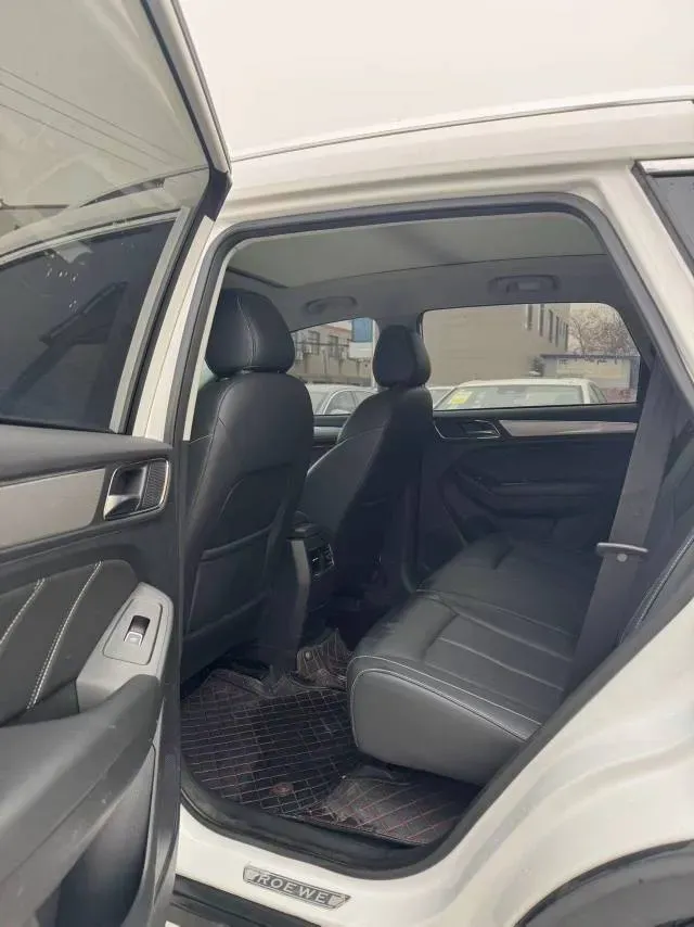 2020 Roewe i6 1.5T 169HP L4 7DCT,autocango,china used car exporter,china ev exporter,chinese used car exporter,chinese used ev exporter