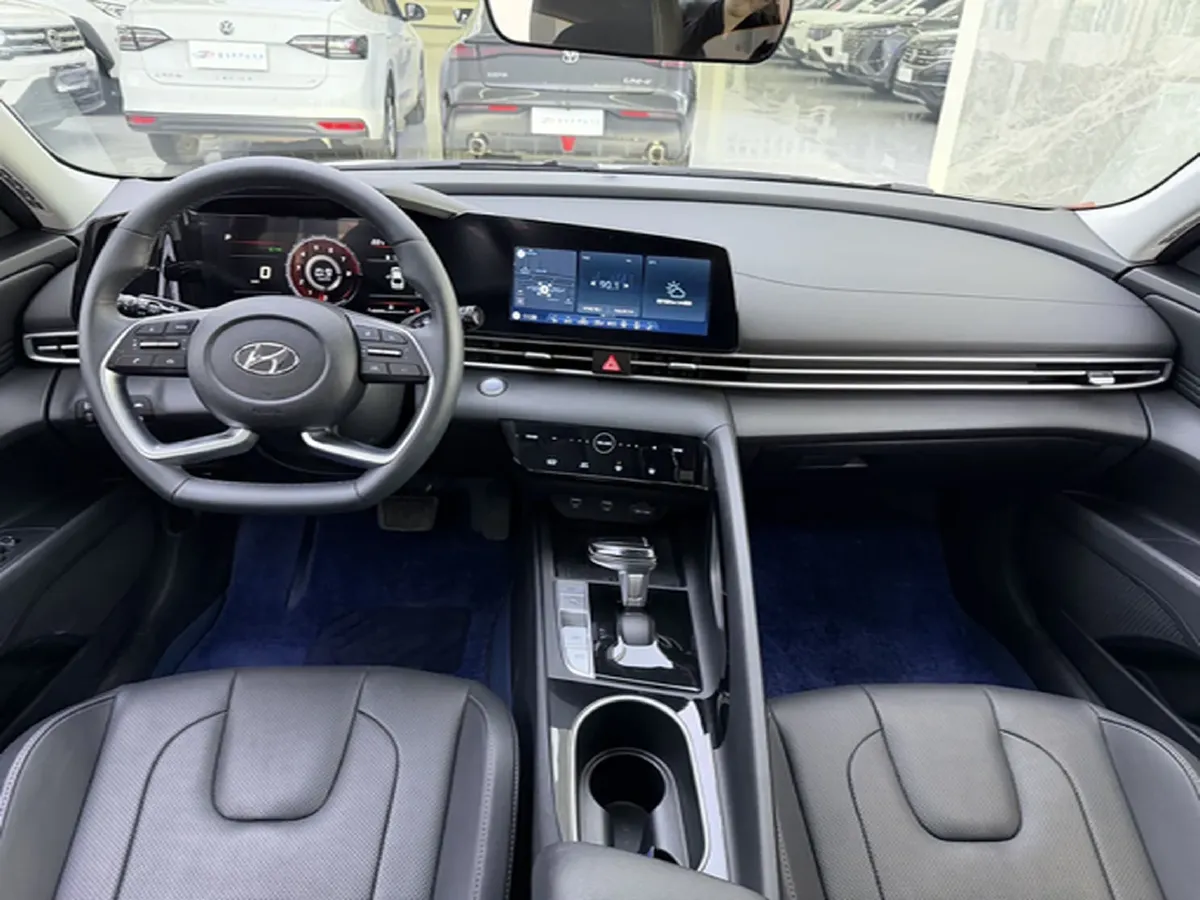 2022 Hyundai Elantra 1.5L 115HP L4 CVT,autocango,china used car exporter,china ev exporter,chinese used car exporter,chinese used ev exporter