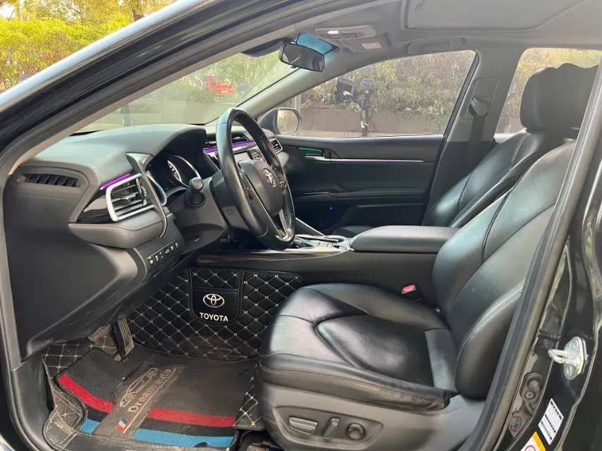 2018 Toyota Camry 2.0L 169HP L4 6AT,autocango,china used car exporter,china ev exporter,chinese used car exporter,chinese used ev exporter