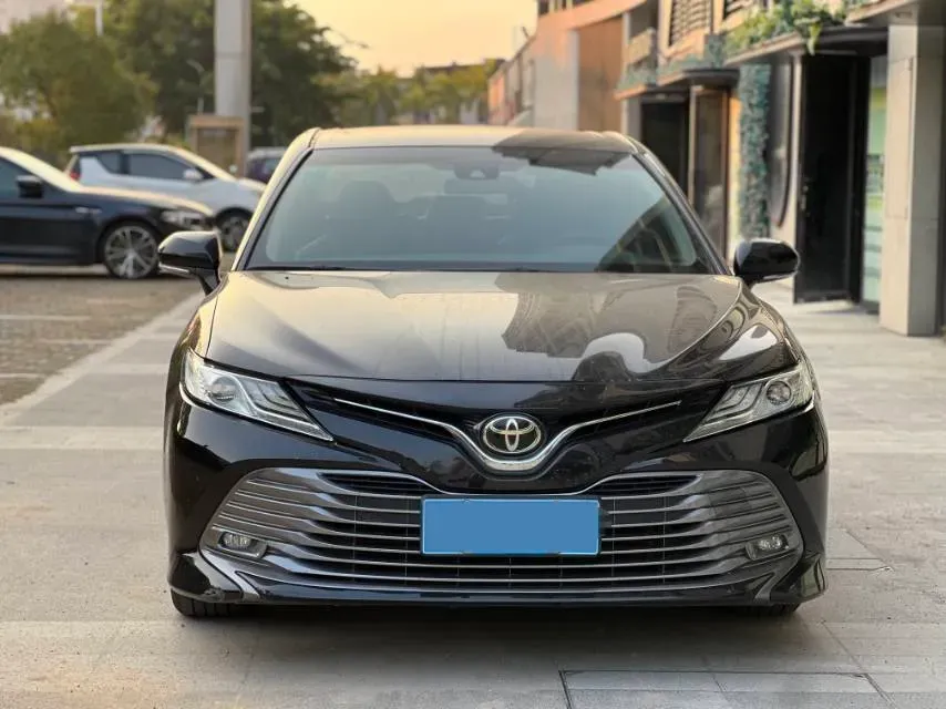 2018 Toyota Camry 2.0L 169HP L4 6AT,autocango,china used car exporter,china ev exporter,chinese used car exporter,chinese used ev exporter