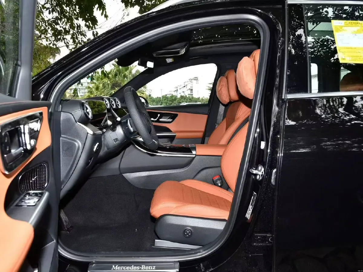 2025 Mercedes-Benz GLC Class 2.0T 258HP L4 9AT,autocango,china used car exporter,china ev exporter,chinese used car exporter,chinese used ev exporter