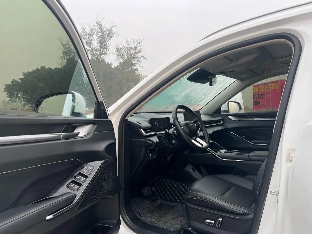 2021 Haval H6 2.0T 211HP L4 7DCT,autocango,china used car exporter,china ev exporter,chinese used car exporter,chinese used ev exporter
