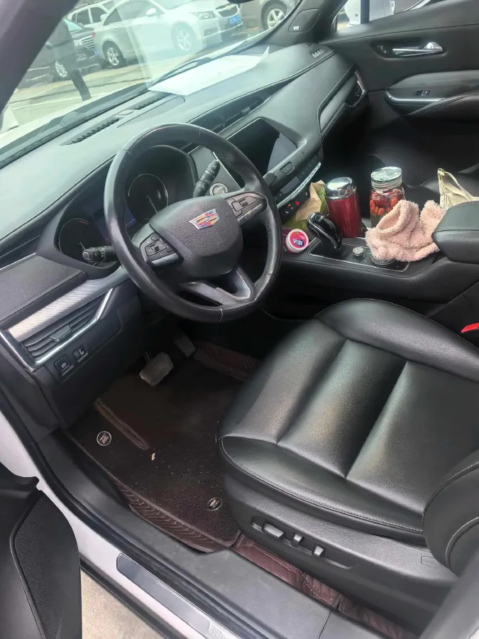 2021 Cadillac XT4 2.0T 237HP L4 9AT,autocango,china used car exporter,china ev exporter,chinese used car exporter,chinese used ev exporter