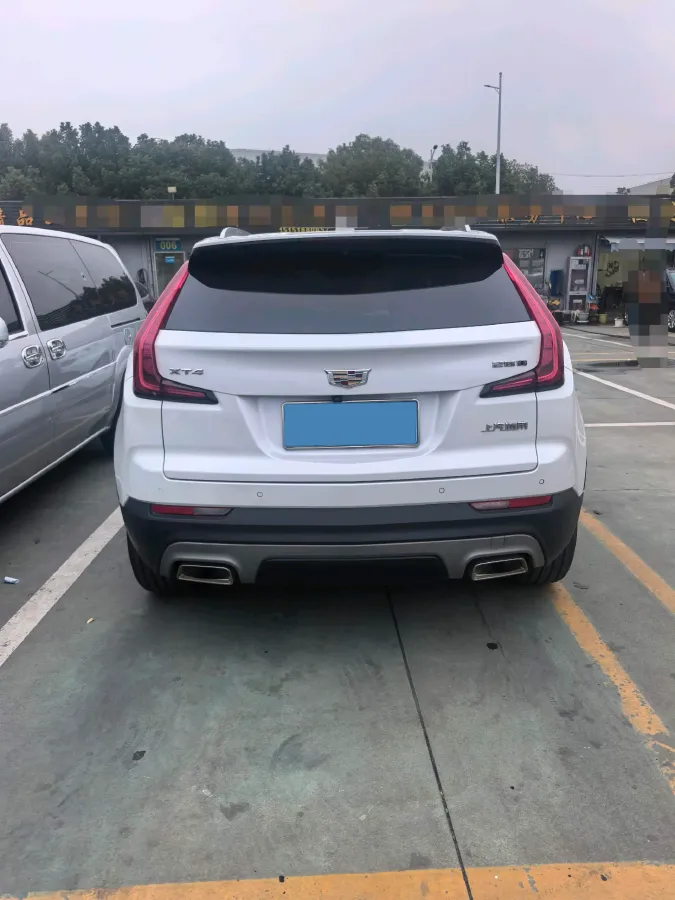 2021 Cadillac XT4 2.0T 237HP L4 9AT,autocango,china used car exporter,china ev exporter,chinese used car exporter,chinese used ev exporter