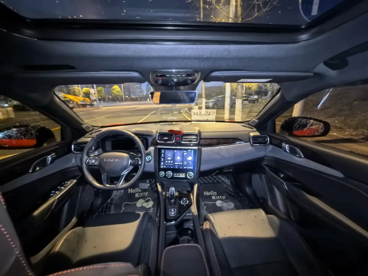 2018 Toyota C-HR 2.0L 171HP L4 CVT,autocango,china used car exporter,china ev exporter,chinese used car exporter,chinese used ev exporter