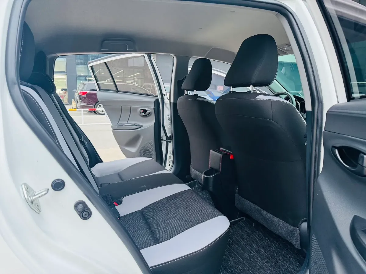 2022 Toyota Yaris L 1.5L 112HP L4 CVT,autocango,china used car exporter,china ev exporter,chinese used car exporter,chinese used ev exporter