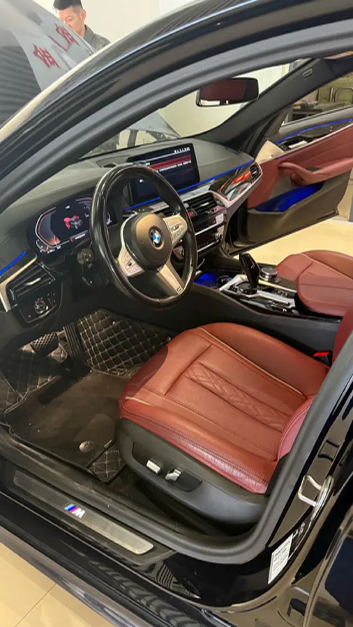 2022 BMW 5 Series 2.0T 184HP L4 8AT,autocango,china used car exporter,china ev exporter,chinese used car exporter,chinese used ev exporter